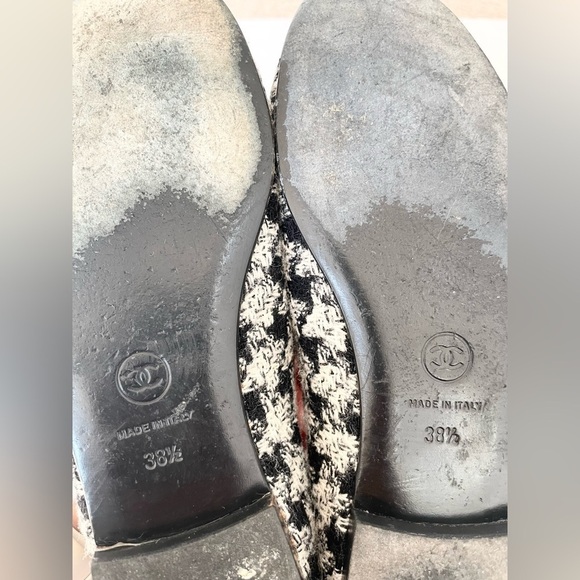 Chanel Black Ivory Houndstooth Tweed cap toe CC Ballet flats EU 38.5 - Picture 4 of 12